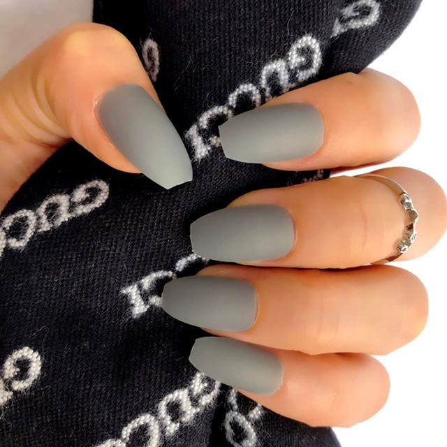 Set 24 tipsuri unghii false Balerina Mat Gri