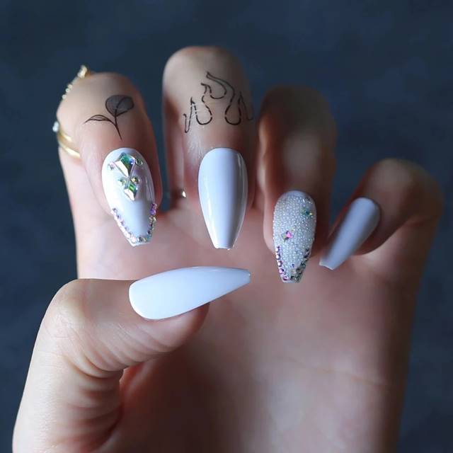 Set 24 unghii false press ON Balerina strasuri glossy White