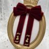 Brosa funda supradimensionata din catifea cu aplicatii aurii Burgundy1 Brosa funda supradimensionata din catifea cu aplicatii aurii Burgundy