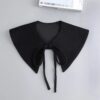 Guler detasabil KESNUP, model oversized, prindere cu fundita, marime universala, material poliester, Negru 2 Guler detasabil KESNUP, model oversized, prindere cu fundita, marime universala, material poliester, Negru