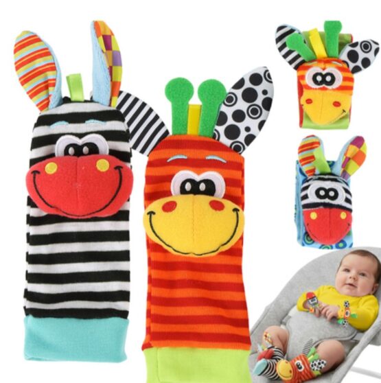 Set 2 sosete si 2 bratari zornaitoare interactive pentru bebelusi KESNUP, materiale sigure pentru dentitie si masticatie, pentru dezvoltarea abilitatilor motrice, coordonarii sau atentiei, model zebra, girafa, material textil, Multicolor 1 Set 2 sosete si 2 bratari zornaitoare interactive pentru bebelusi KESNUP, materiale sigure pentru dentitie si masticatie, pentru dezvoltarea abilitatilor motrice, coordonarii sau atentiei, model zebra, girafa, material textil, Multicolor