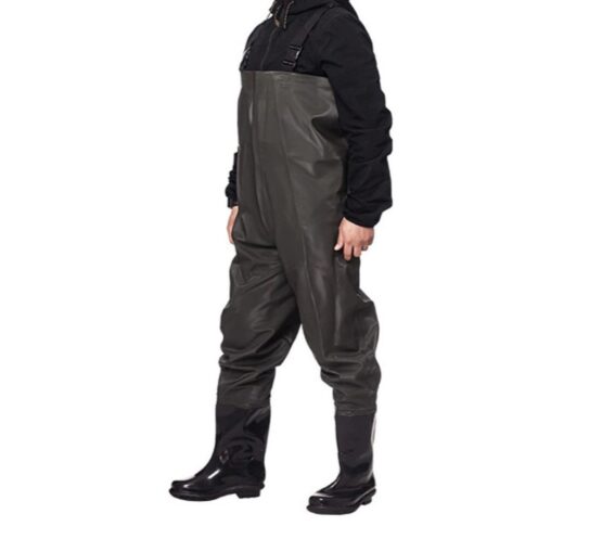 Salopeta cu pieptar si cizme de pescuit cu bretele ajustabile KESNUP, marime 44, cu talpa antiderapanta, material PVC impermeabil, lungime 130 cm, latime 60 cm, greutate 2 kg, include kit de reparare, Negru 8 Salopeta cu pieptar si cizme de pescuit cu bretele ajustabile KESNUP, marime 44, cu talpa antiderapanta, material PVC impermeabil, lungime 130 cm, latime 60 cm, greutate 2 kg, include kit de reparare, Negru