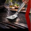 Set 26 ustensile pentru gratar KESNUP, accesorii pentru grill din otel inoxidabil premium, include perii, clesti, cutite, spatula, frigarui, suporti porumb, furculite, solnite, geanta transport din aluminiu captusita, dimensiuni 43 x 27 x 8 cm, Argintiu 8 Set 26 ustensile pentru gratar KESNUP, accesorii pentru grill din otel inoxidabil premium, include perii, clesti, cutite, spatula, frigarui, suporti porumb, furculite, solnite, geanta transport din aluminiu captusita, dimensiuni 43 x 27 x 8 cm, Argintiu
