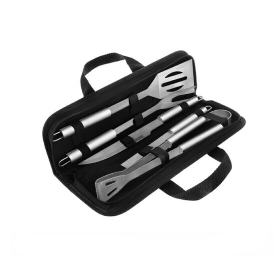 Set 5 ustensile pentru gratar KESNUP, accesorii pentru grill din otel inoxidabil premium, include cleste, spatula, furculita, cutit si pensula, geanta transport rezistenta cu manere, dimensiuni 38.5 x 11.5 x 5 cm, Negru 3 Set 5 ustensile pentru gratar KESNUP, accesorii pentru grill din otel inoxidabil premium, include cleste, spatula, furculita, cutit si pensula, geanta transport rezistenta cu manere, dimensiuni 38.5 x 11.5 x 5 cm, Negru