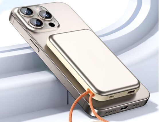 "Baterie externa portabila wireless si USB-C fast charging KESNUP, acumulator extern 10000 mAH, incarcare multipla simultana cu si fara cablu, porturi: 1 x USB-C, 1 x Lightning, 1 x USB-A, indicator LED incarcare, dimensiuni 11 x 7 x 2 cm, Auriu deschis" 2 "Baterie externa portabila wireless si USB-C fast charging KESNUP, acumulator extern 10000 mAH, incarcare multipla simultana cu si fara cablu, porturi: 1 x USB-C, 1 x Lightning, 1 x USB-A, indicator LED incarcare, dimensiuni 11 x 7 x 2 cm, Auriu deschis"